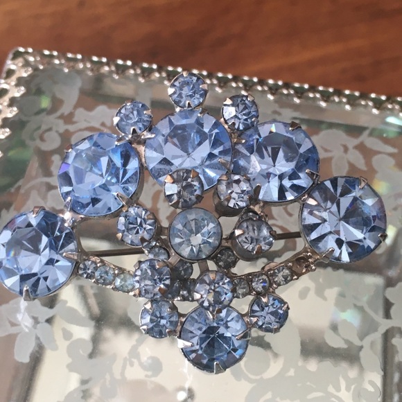 Vintage Jewelry - Vtg Silver Tone Rhinestone Art Deco Brooch